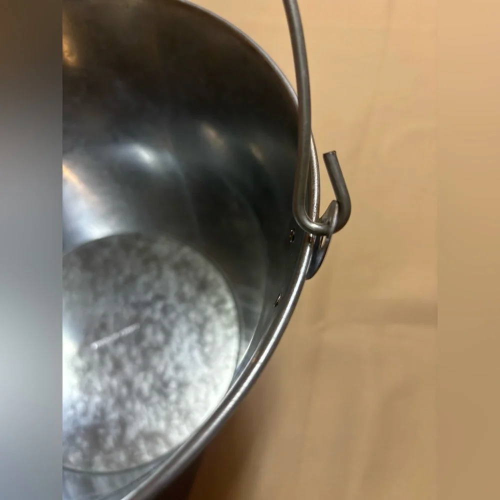 Budweiser Beer Metal Ice‎ Bucket with Handle This Bud's For You 7” Tall